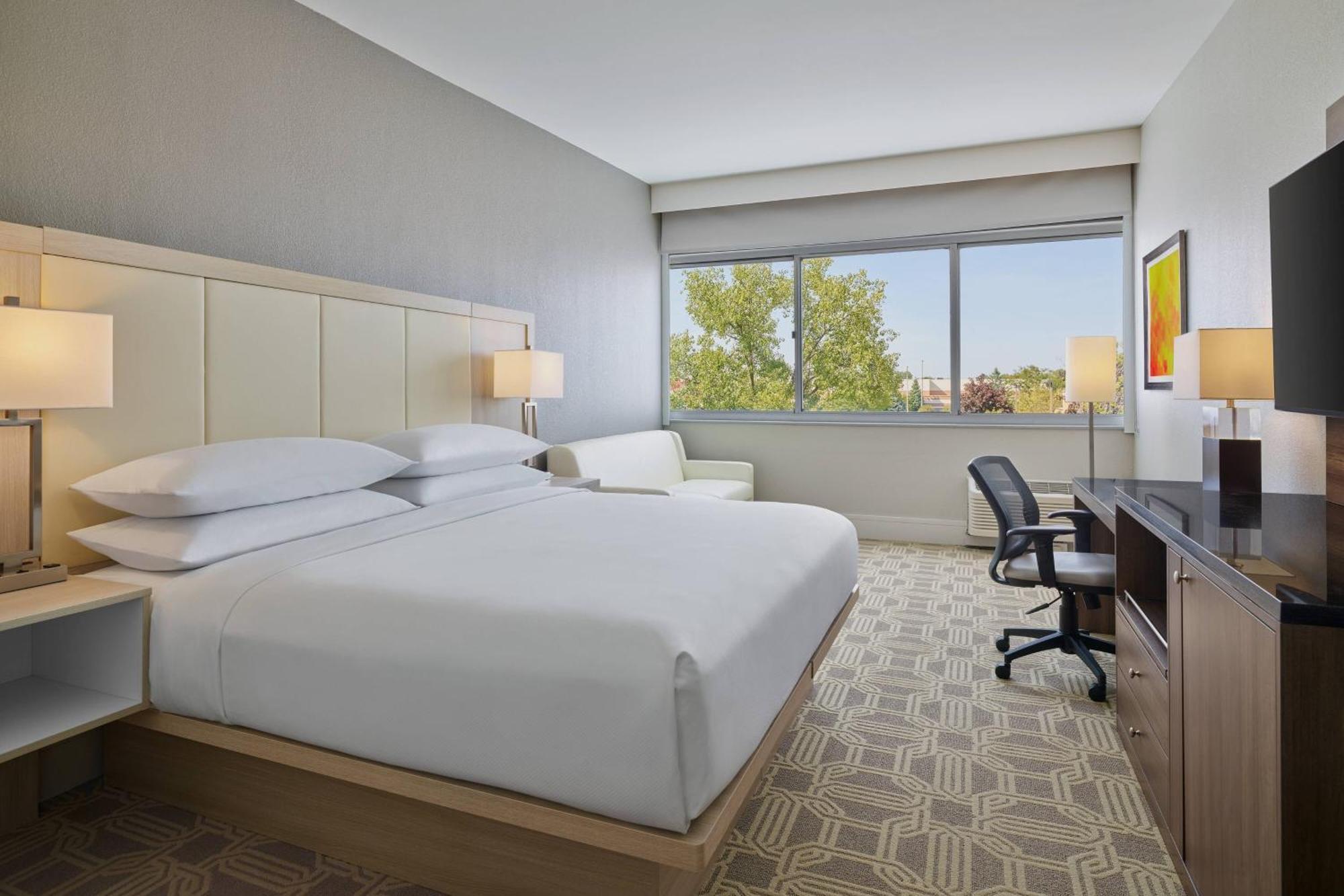 Delta Hotels By Marriott Chicago Willowbrook Ngoại thất bức ảnh